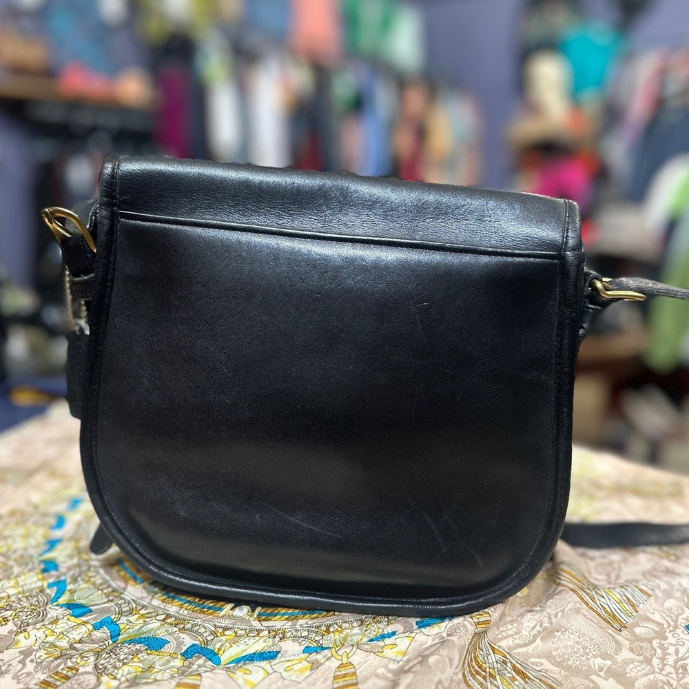 Coach Saddlery Bag Black Leather NYC 1980s Rare Turnlock Crossbody Brass Hangtag - Picture 3 of 11